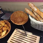 Ξενοδοχείο Logis Des Bourbons Climatise