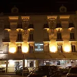 Logis Des Bourbons Climatise Ξενοδοχείο 3*