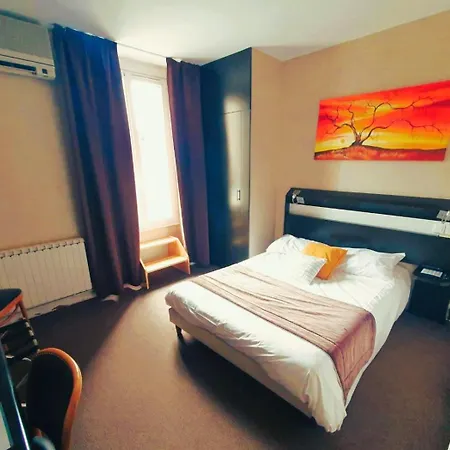 Hotell Logis Des Bourbons Climatise