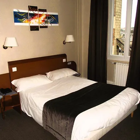 Hotell Logis Des Bourbons Climatise Montluçon