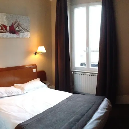 Hotel Logis Des Bourbons Climatise Montluçon