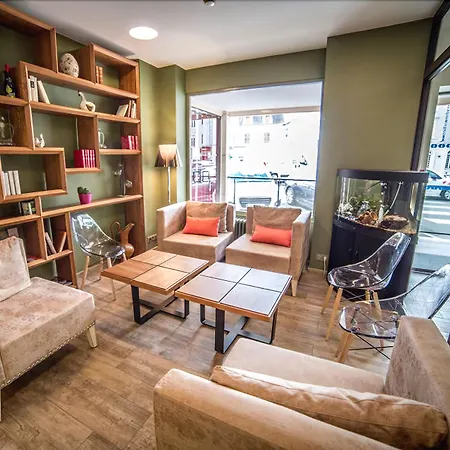 Hotel Logis Des Bourbons Climatise Montluçon