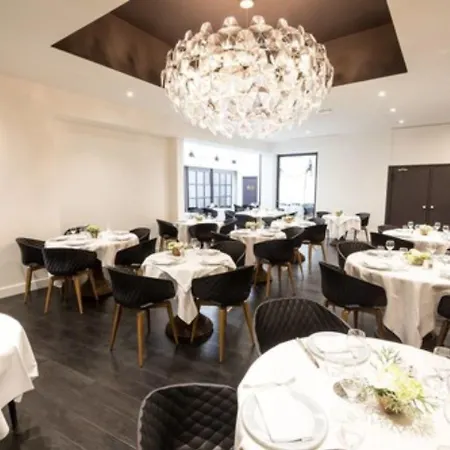 Logis Des Bourbons Climatise 3*