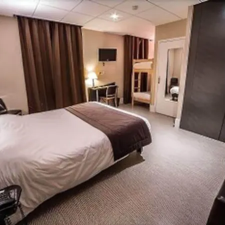 Hotell Logis Des Bourbons Climatise