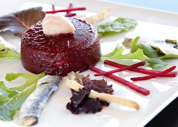 Logis Des Bourbons Climatise Montluçon