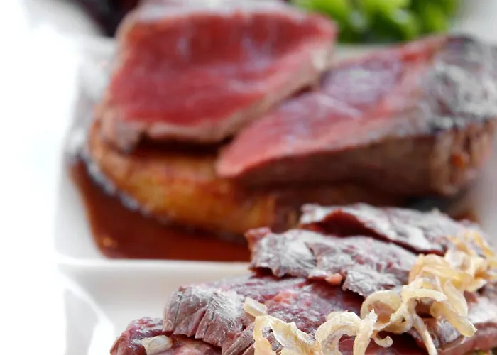 Logis Des Bourbons Climatise Montluçon