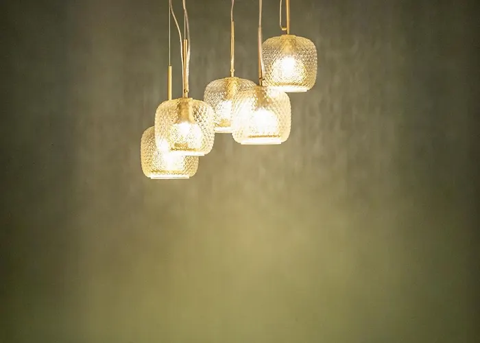 Otel Logis Des Bourbons Climatise Montluçon