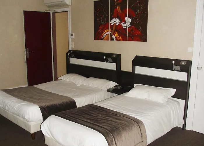 Logis Des Bourbons Climatise Montluçon