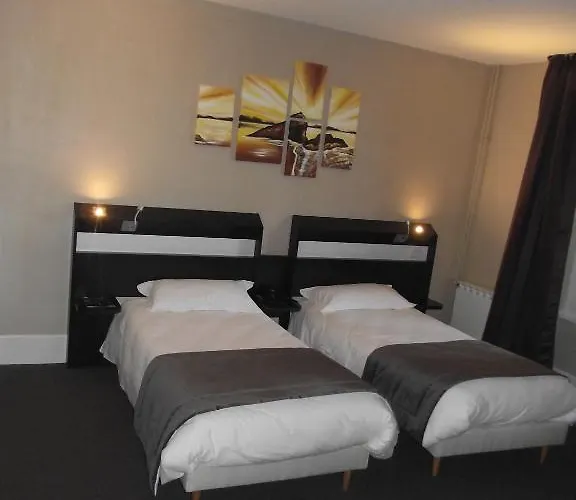 Logis Des Bourbons Climatise فندق Montluçon